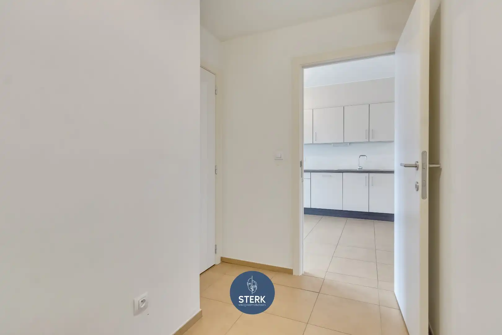 INSTAPKLAAR 2-SLPK APPARTEMENT MET EPC LABEL A TE MAASMECHELEN !  foto 5