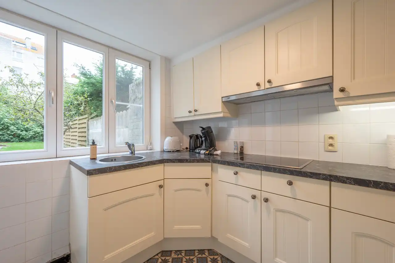 Opbrengsteigendom met 3 appartementen op toplocatie foto 32