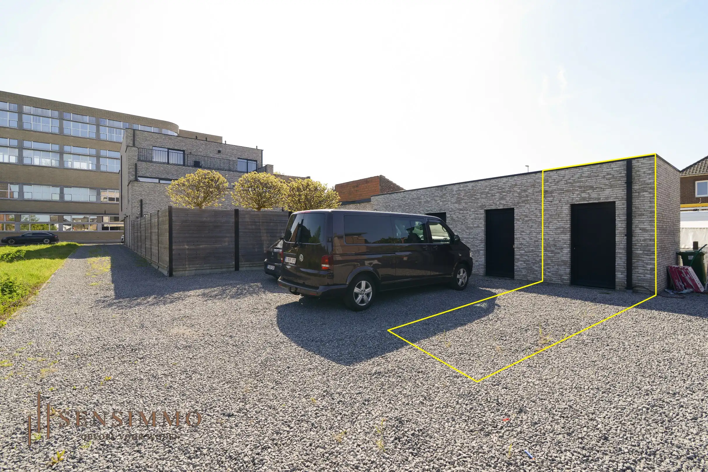 Instapklaar & energiezuinig 1-slaapkamerappartement met 2 terrassen en parking in Maasmechelen foto 21