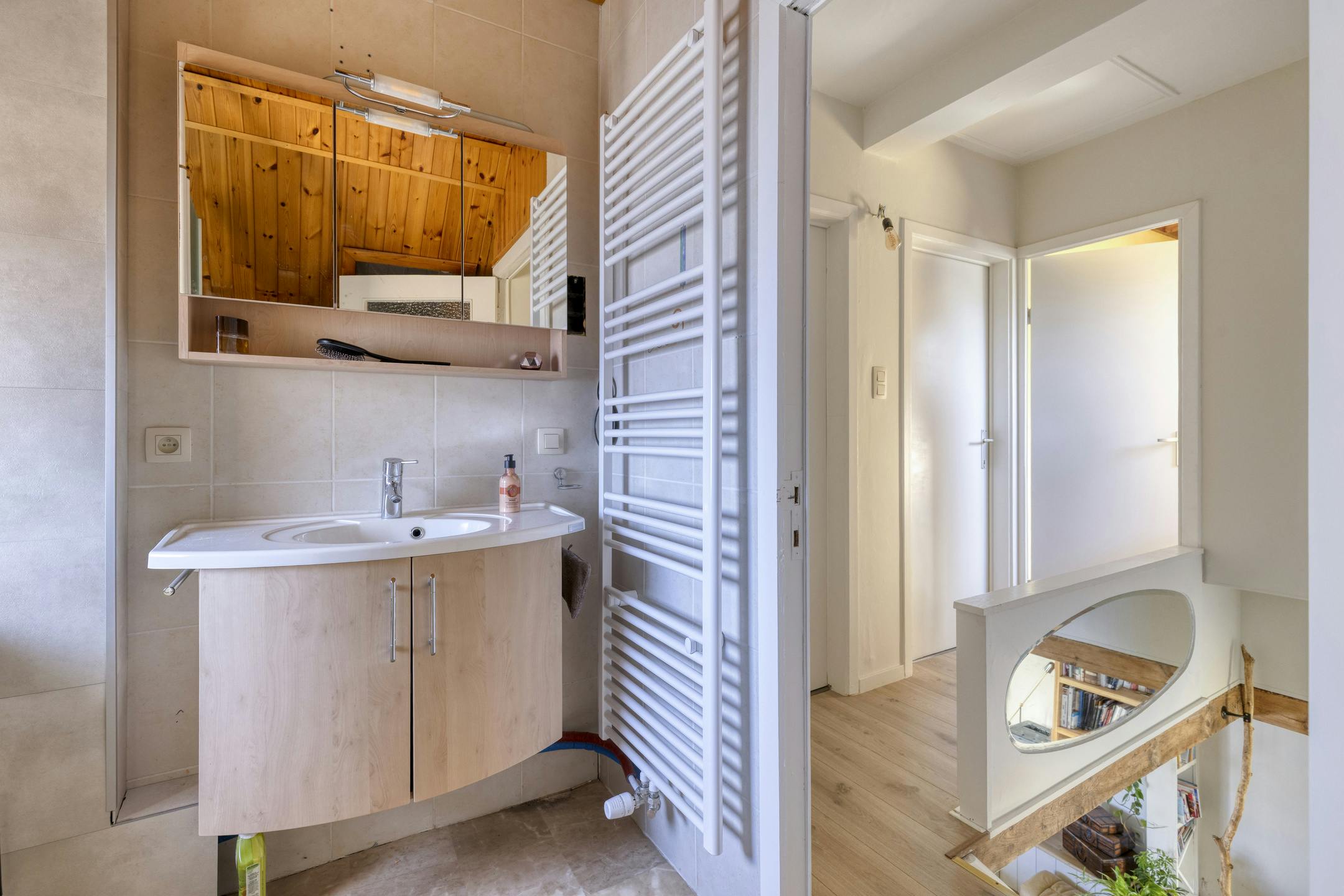 Gerenoveerde woning tegenover de Hoge Blekker duinen foto 14