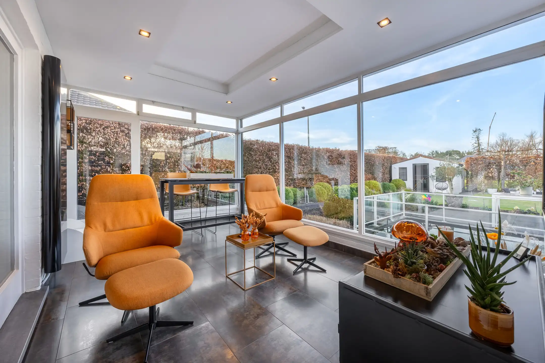 Ruime gezinswoning met prachtige tuin te Sint-Lenaarts foto 8