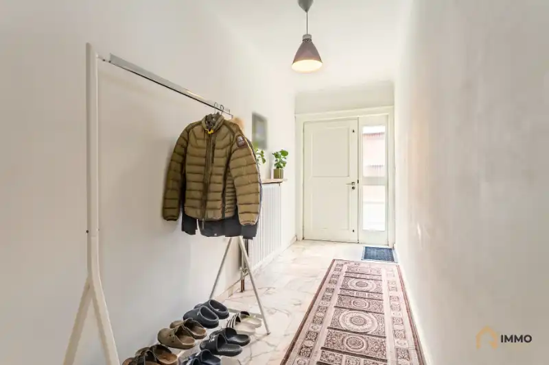 Te huur instapklare gezinswoning met 3 slpks, 2 badk, bureel, garage en tuin foto 13