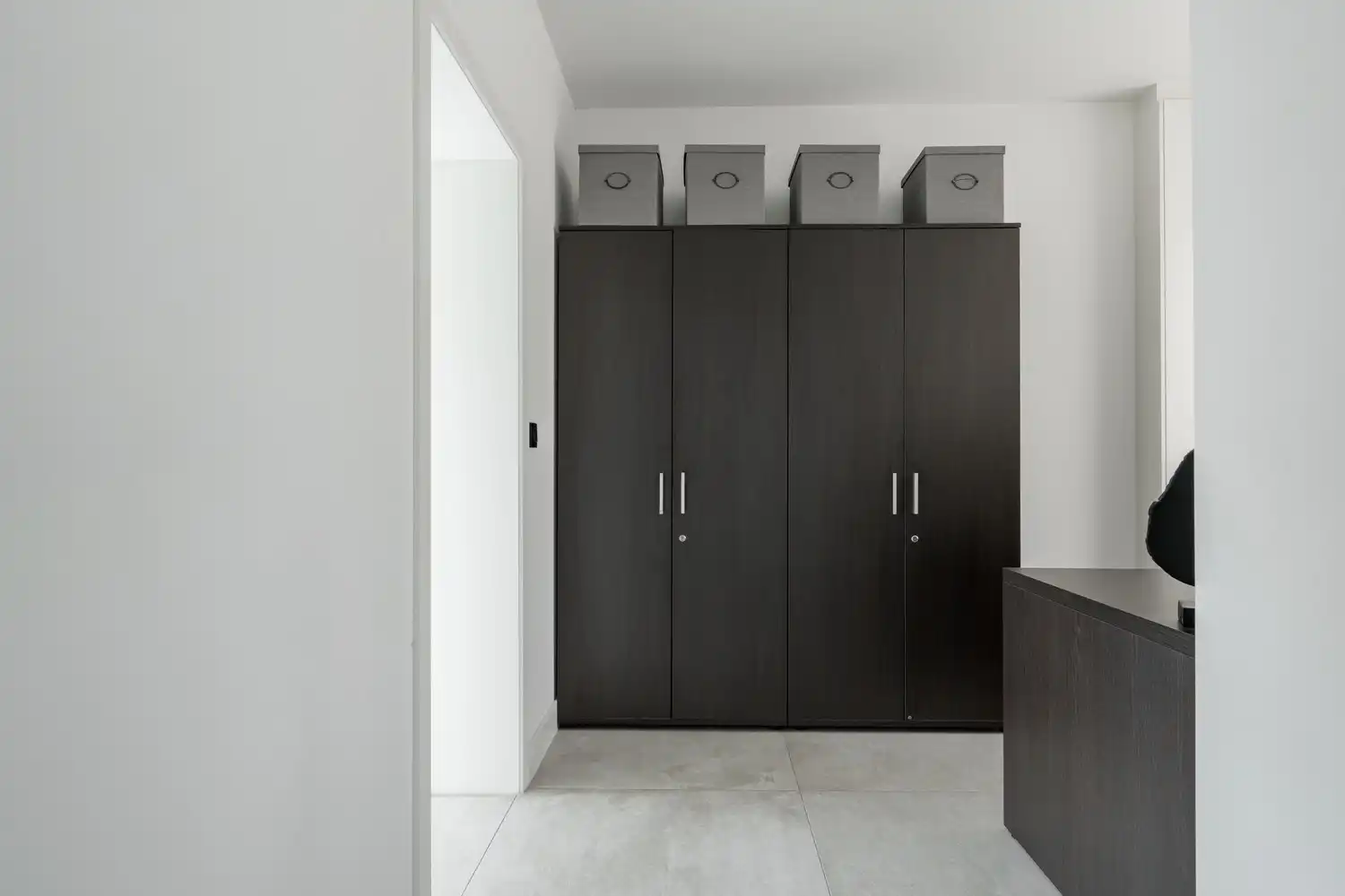 Prachtige villa te koop in Lommel - 4 slaapkamers, 2 badkamers, garage en ruime tuin op 566 m², volledig gerenoveerd in 2025! foto 8
