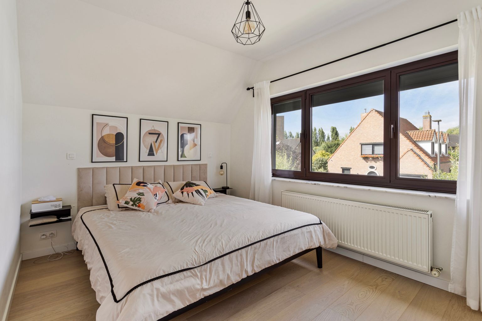 immo DAVID stelt voor: gerenoveerde 4-gevel woning op 460m² foto 8