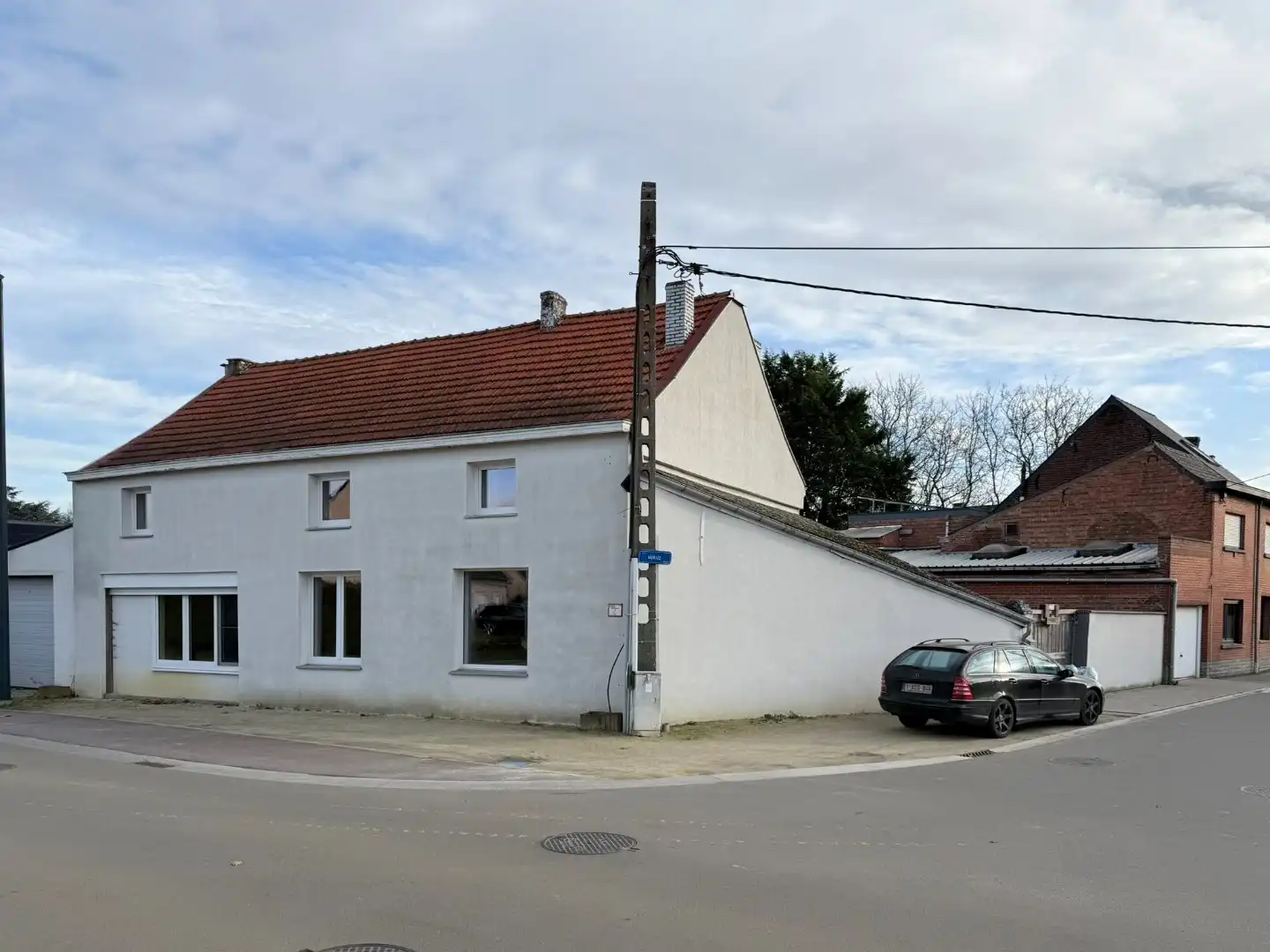 Ruime gezinswoning in Tildonk foto {{pictureIndex}}