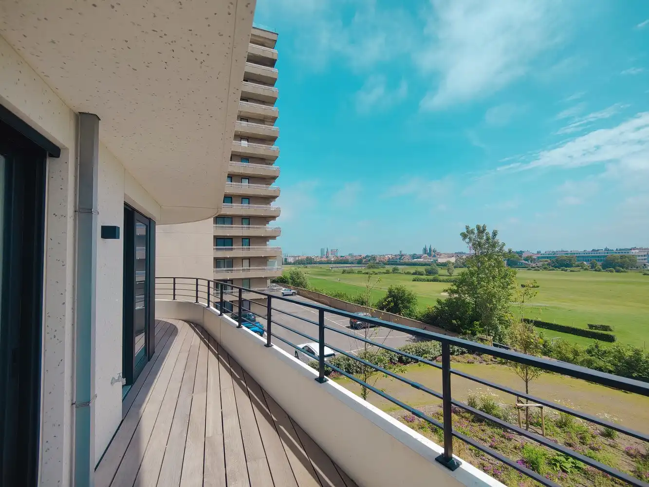Appartement te huur foto {{pictureIndex}}