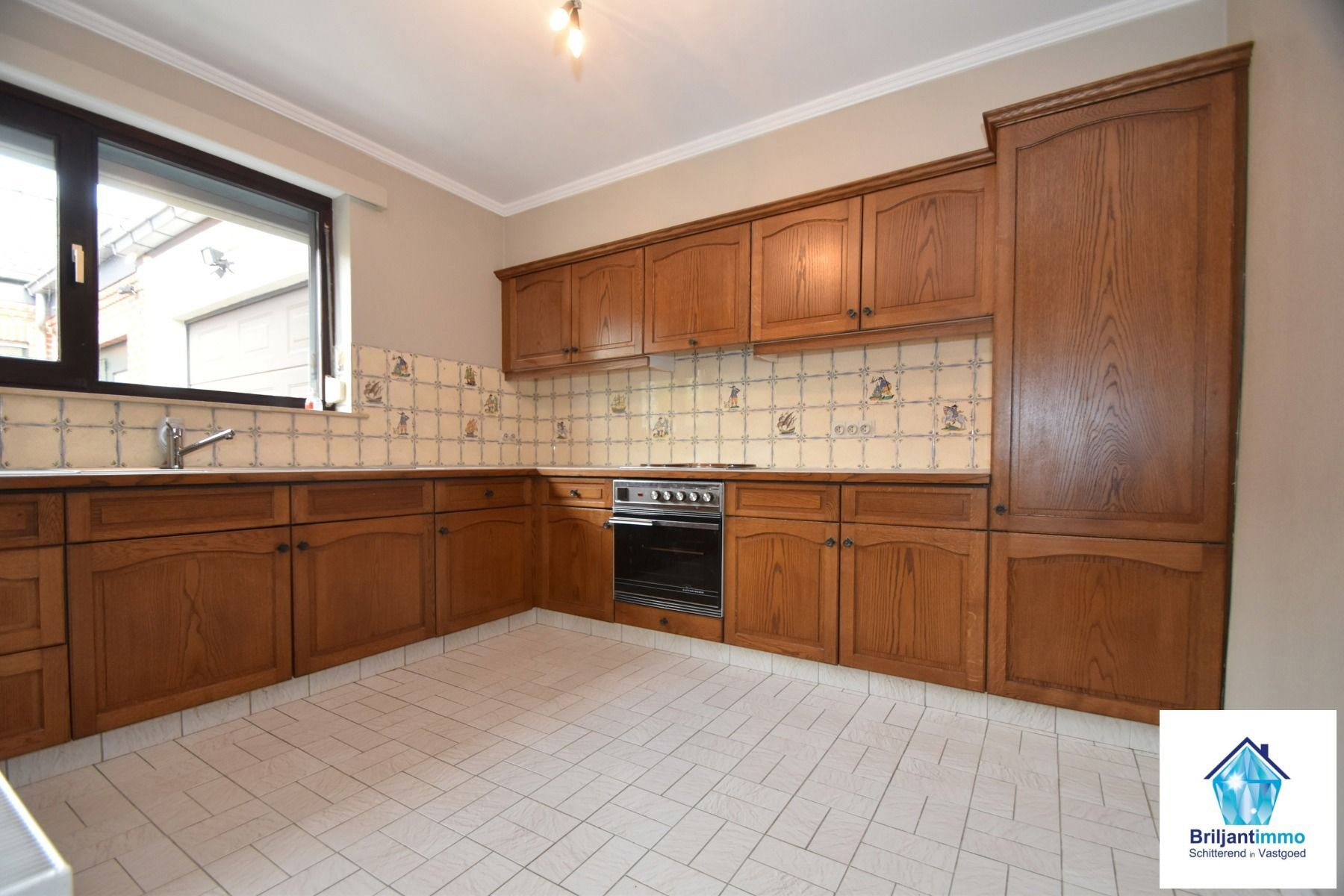 Zeer ruime bungalow met 3 slp en ruime tuin foto 4