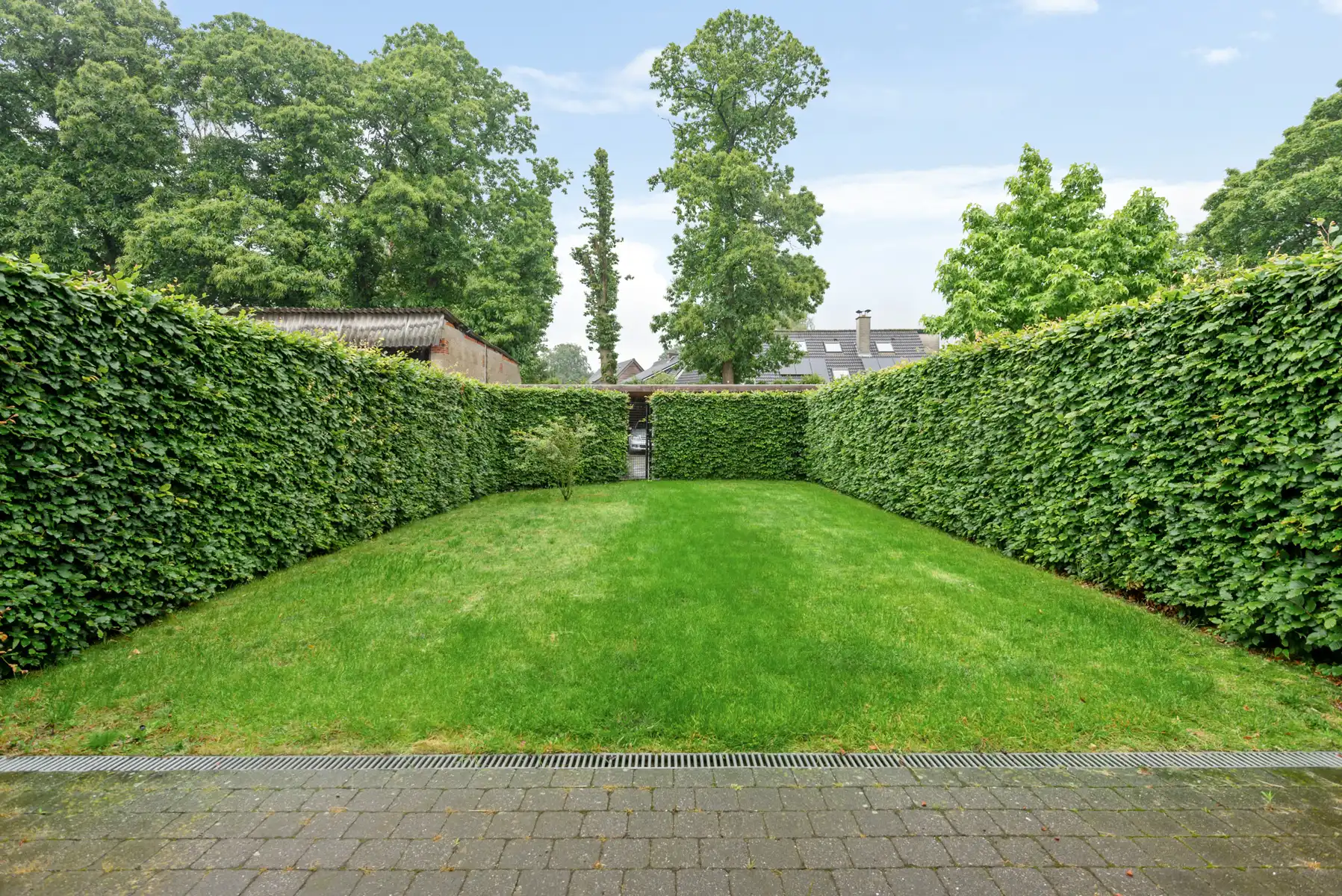 Gelijkvloers app. met tuin in het centrum van 's Gravenwezel. foto 15