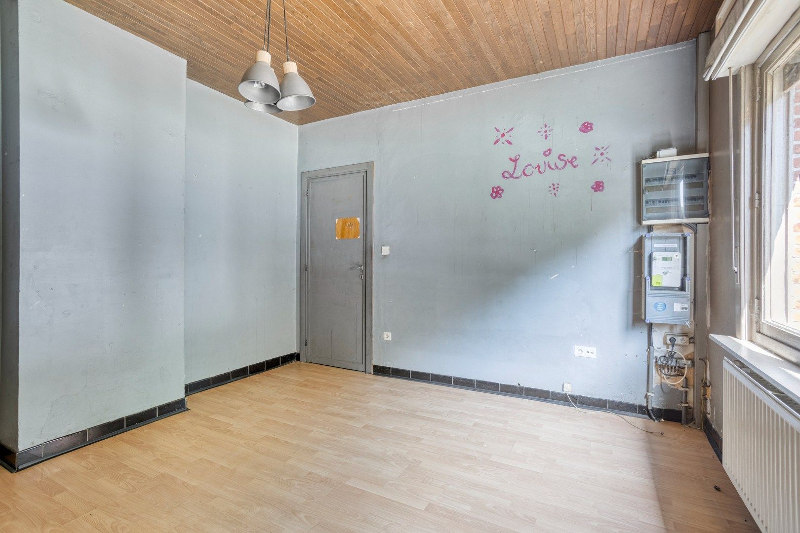 Te renoveren woning, rustig en landelijk gelegen op 1.265 m² nabij het centrum ! foto 9