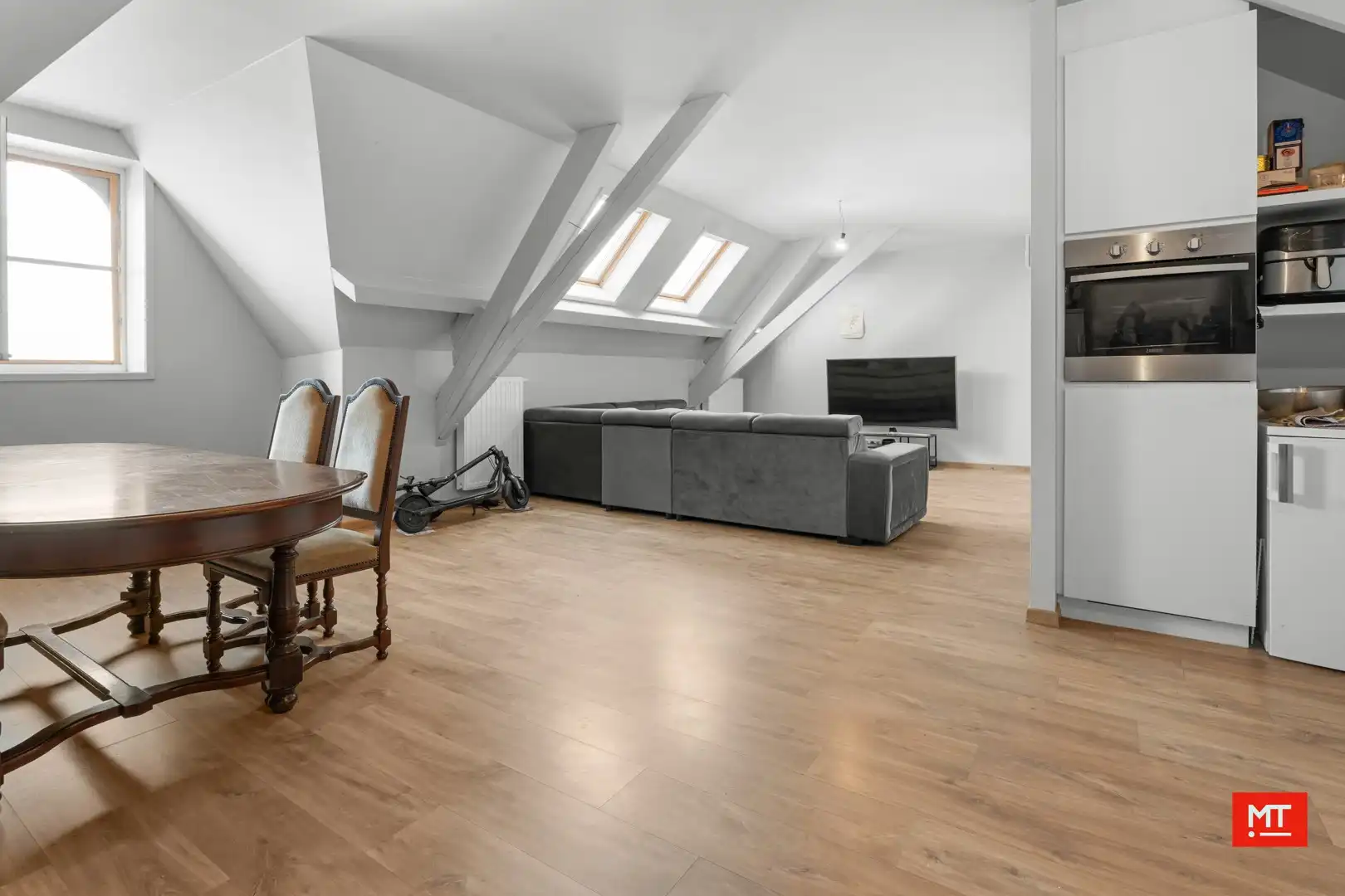 Opbrengsteigendom bestaande uit handelsruimte en 2 appartementen in centrum Beselare foto 22