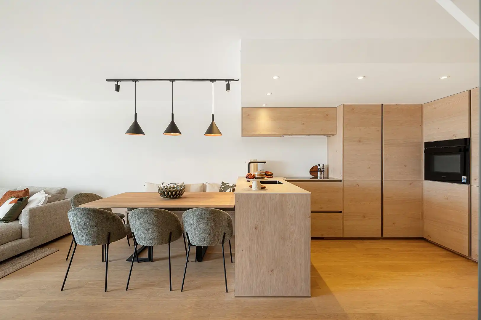 Zonnig gerenoveerd duplex penthouse appartement te Zoute foto 6