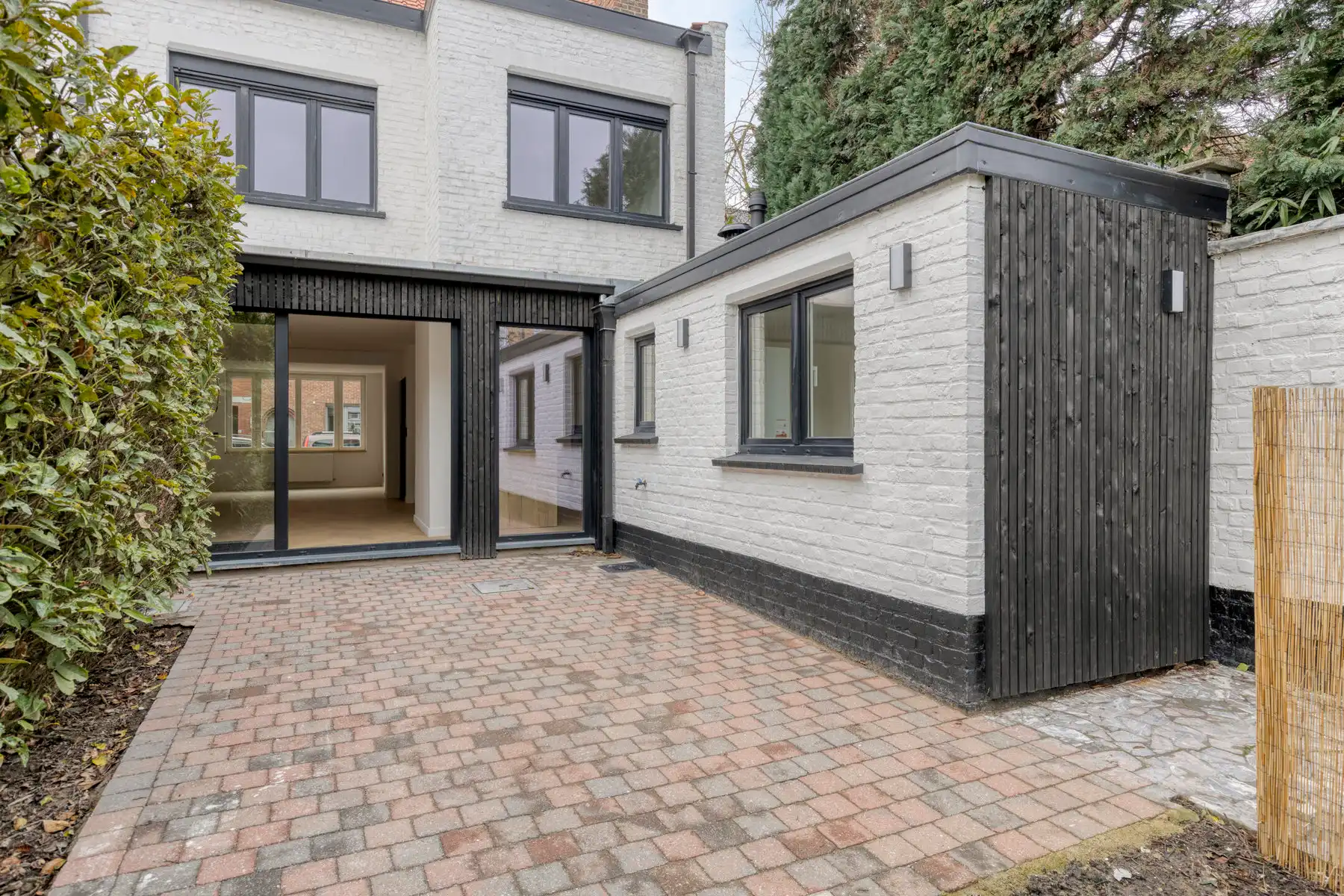 Gerenoveerde (2025) stadswoning met tuin foto 15