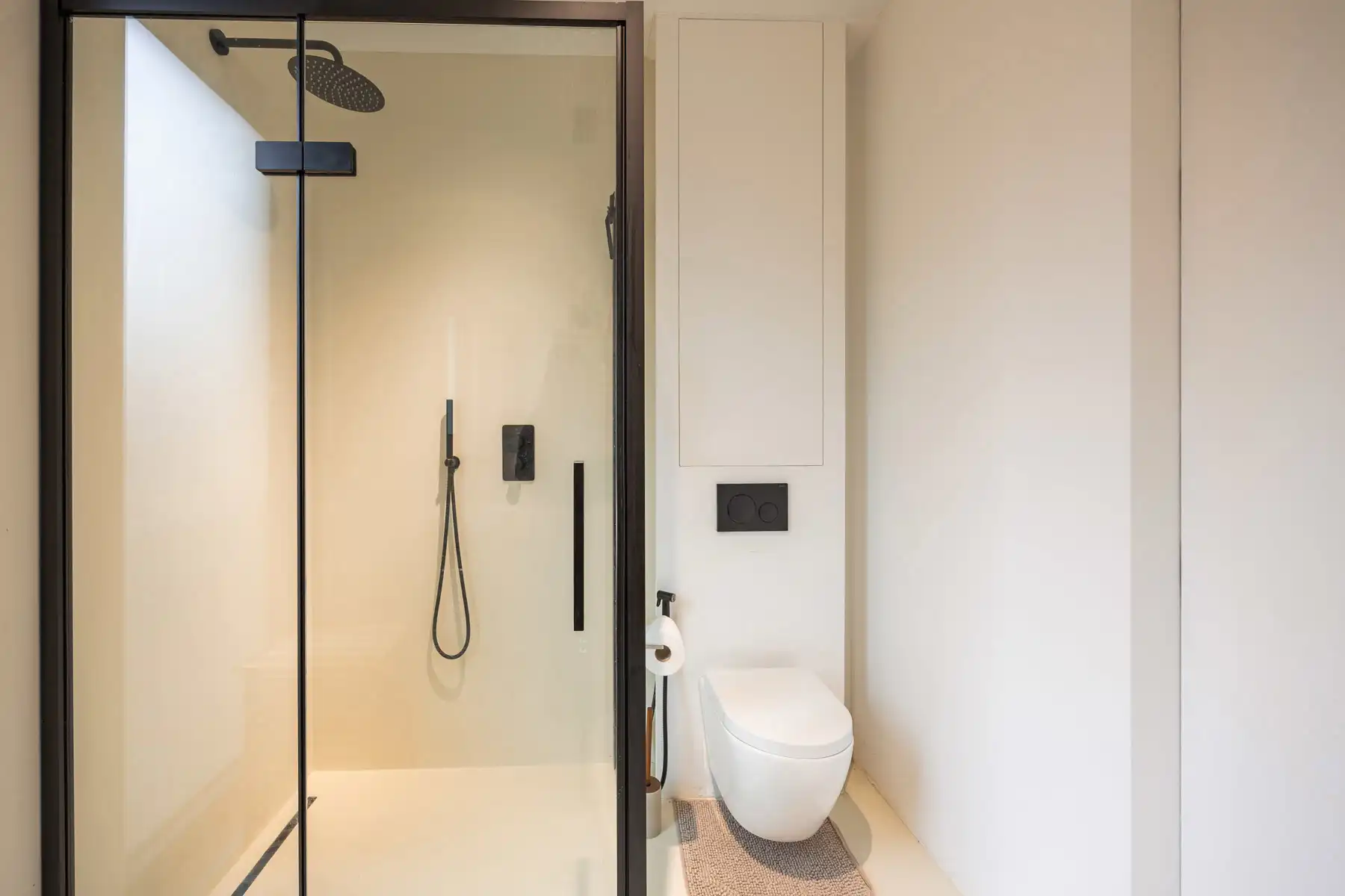 Exclusieve energiezuinige villa met zwembad en poolhouse foto 22