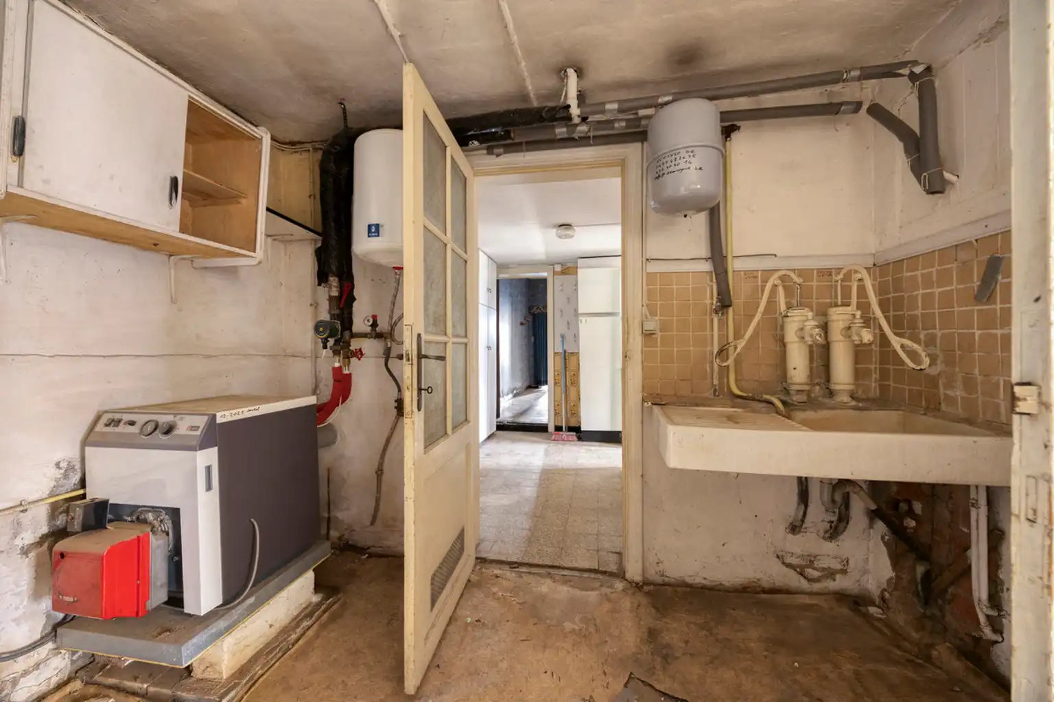 Ruime 3-gevelwoning met 3 slaapkamers en tuin foto 13