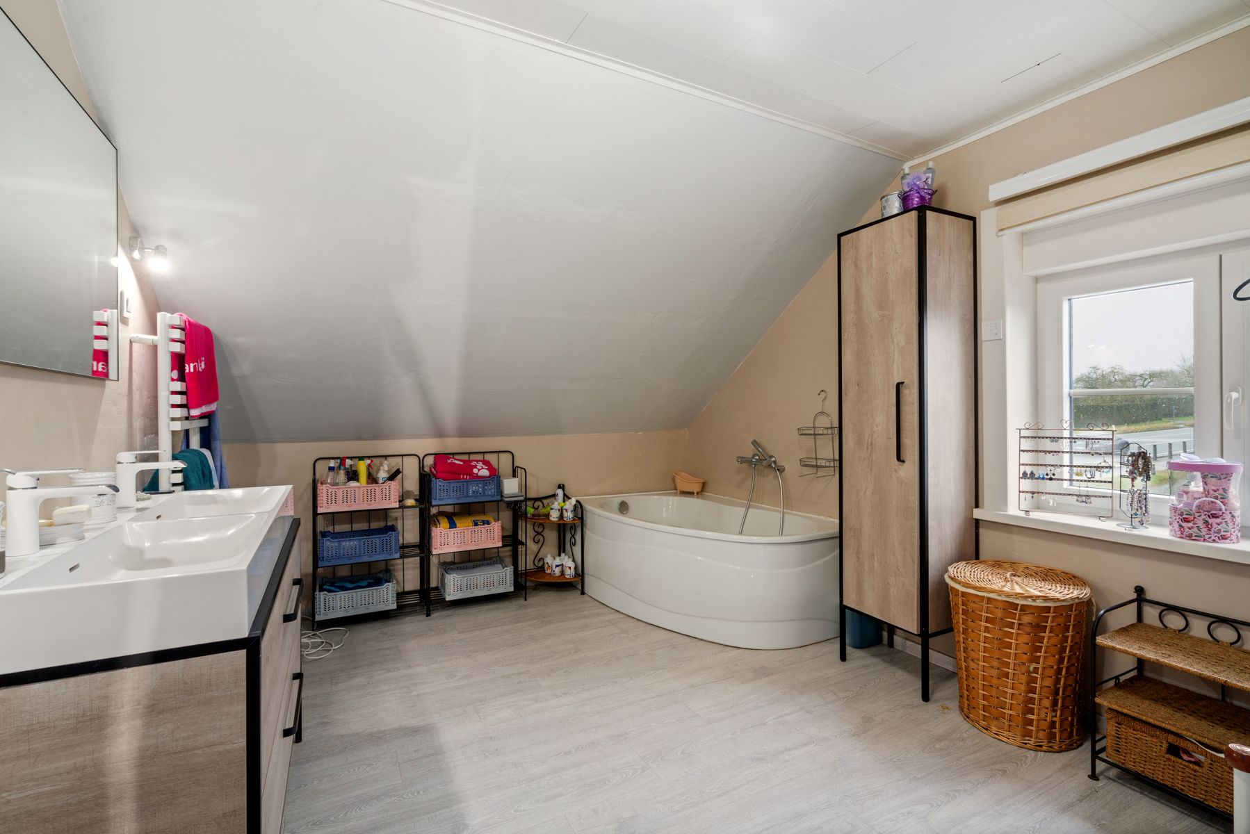 Instapklare, ruime woning met 4 SLP en zonnepanelen  foto 11
