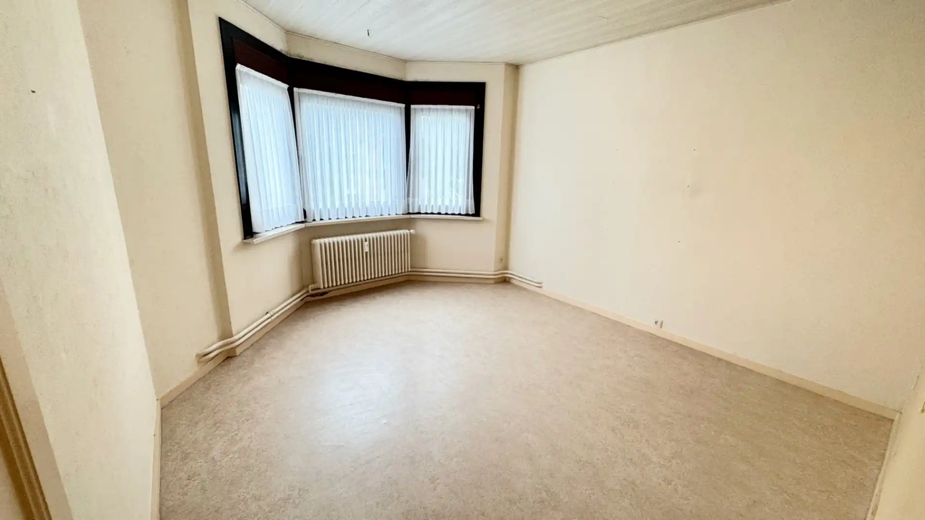 Femina - Gebouw met 3 appartementen foto 18