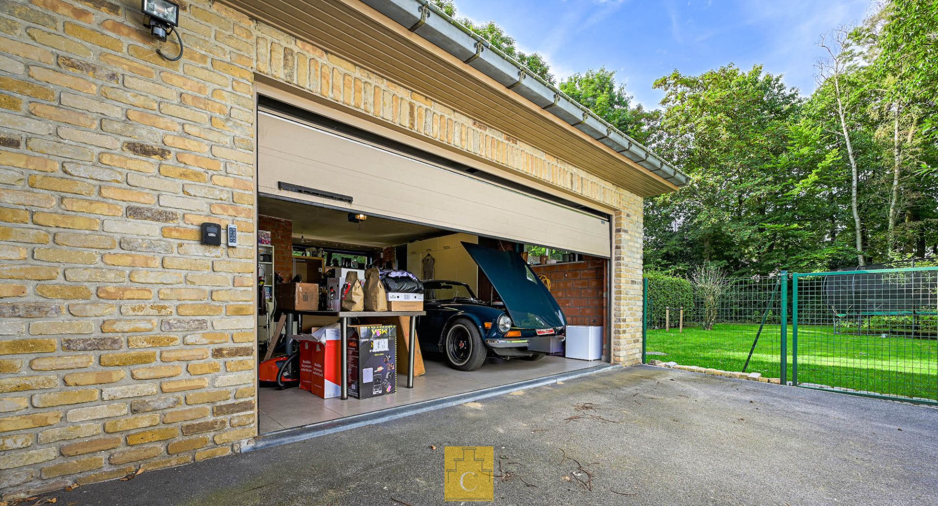 ruime villa op een zonnig perceel aan de rand van het bos, heel veel privacy, met zwemspa en barrelsauna, grote garage, perceel 1050 m2 foto 14