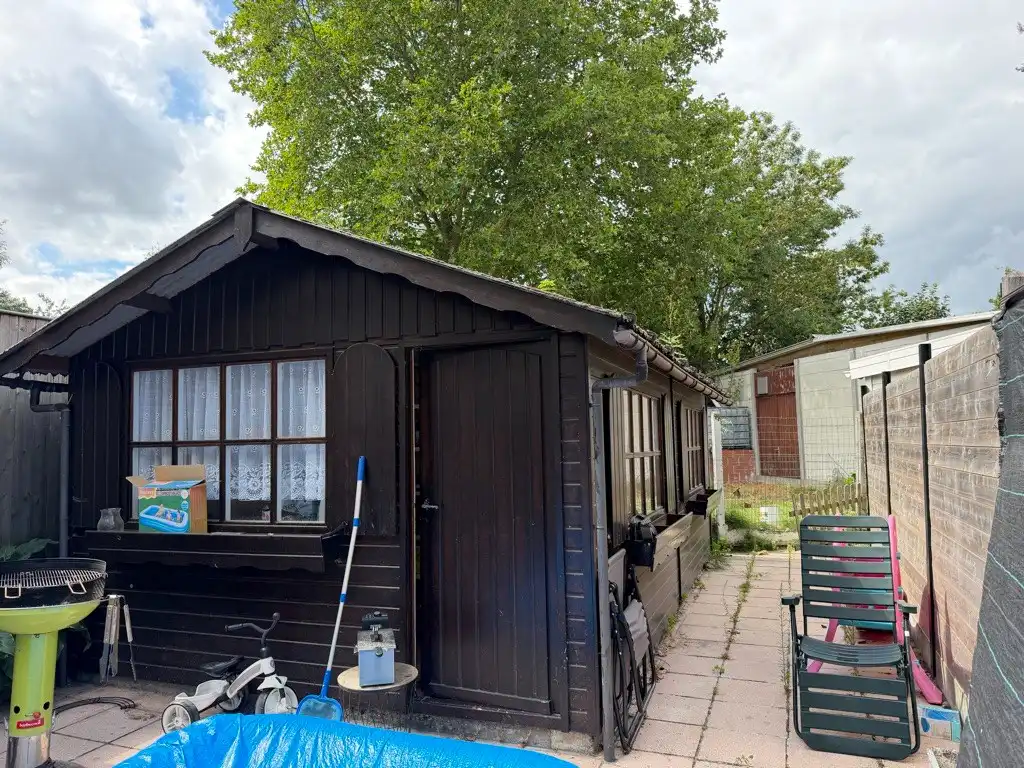 Ruime gezinswoning op toplocatie te koop te Harelbeke! foto 14