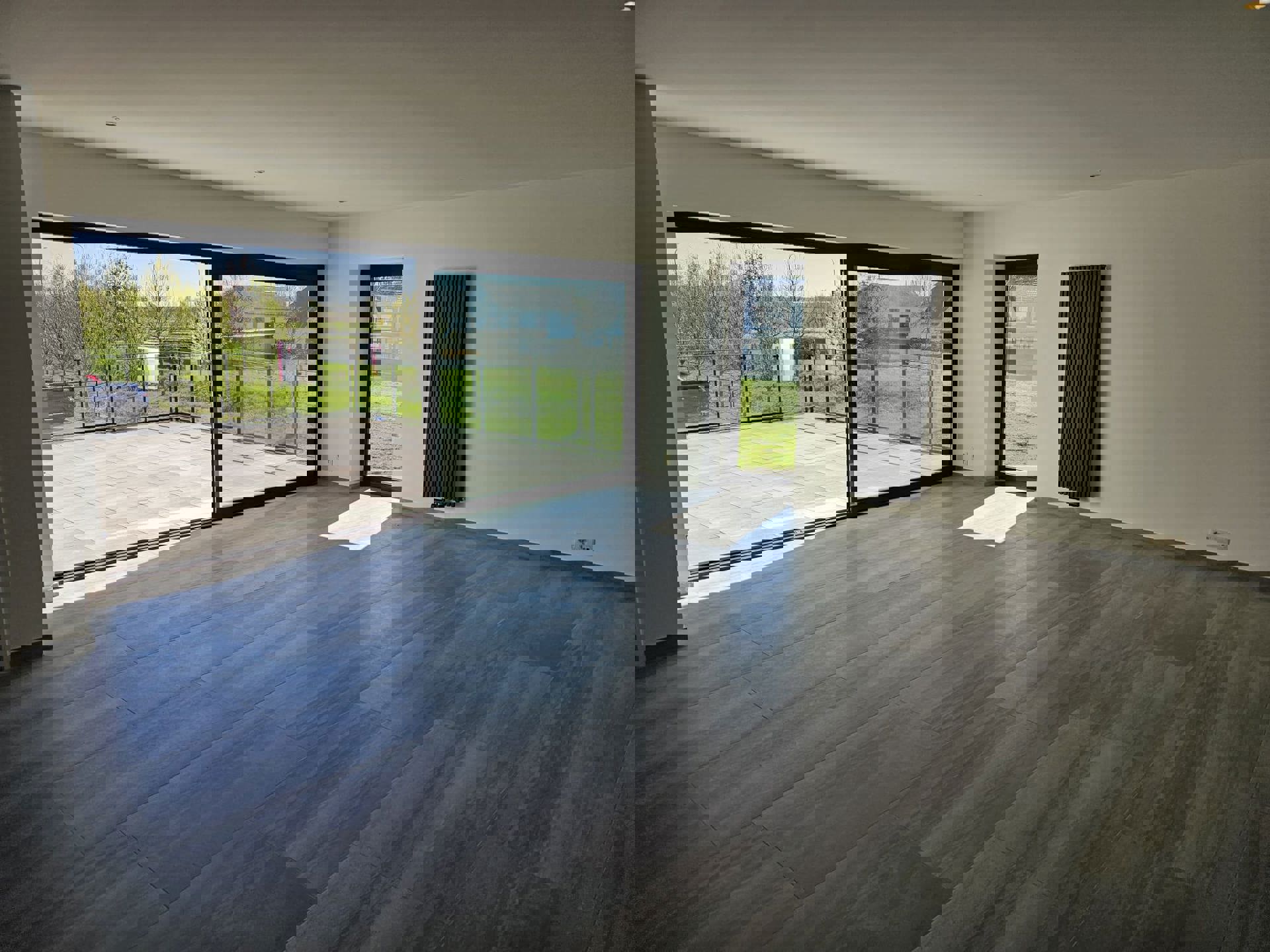 TE KOOP: modern bedrijfsgebouw in Diepenbeek foto 12
