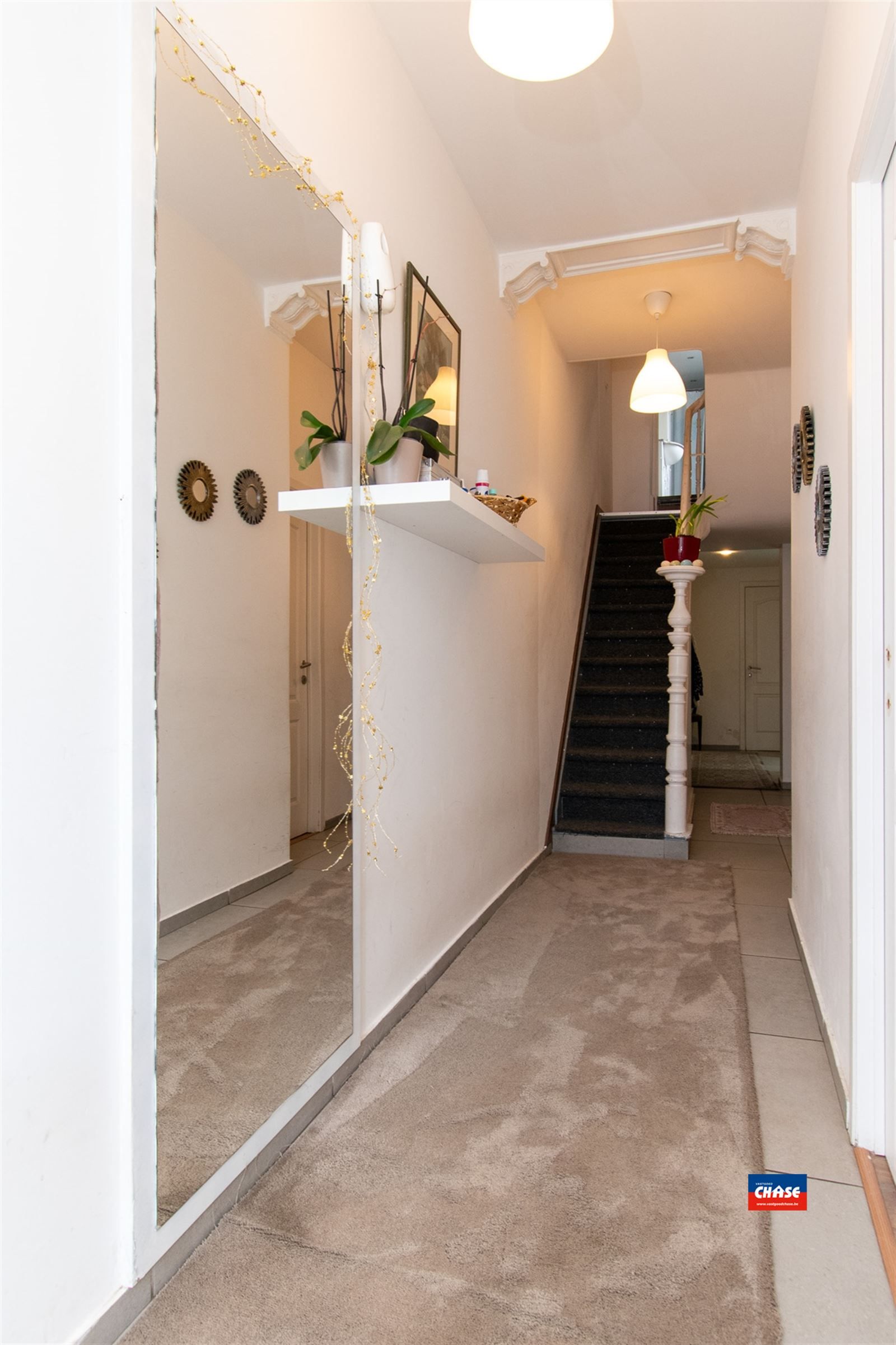 Instapklare gezinswoning met 2 slaapkamers en tuin foto 8