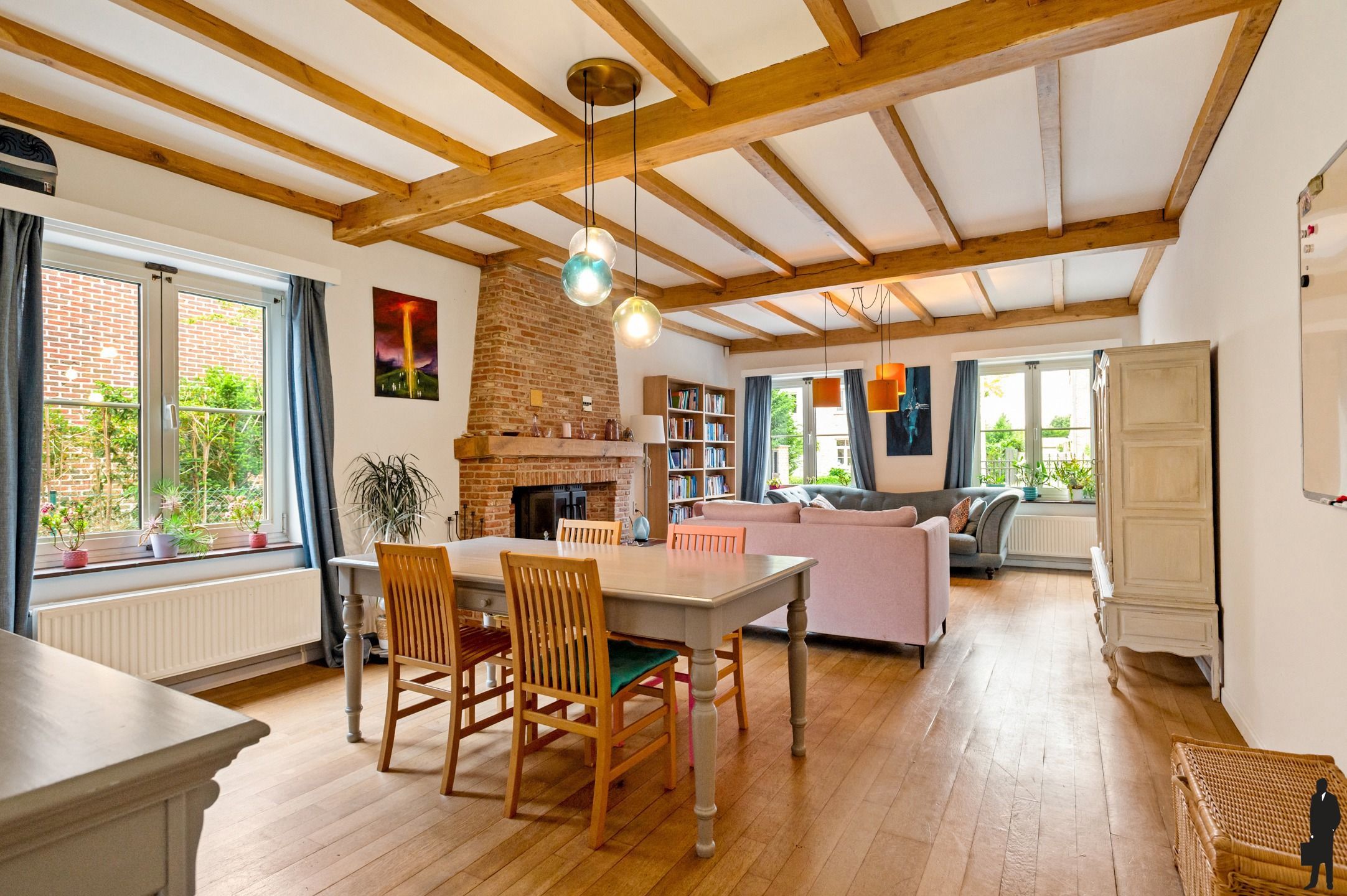 Uitstekend gelegen villa foto 7