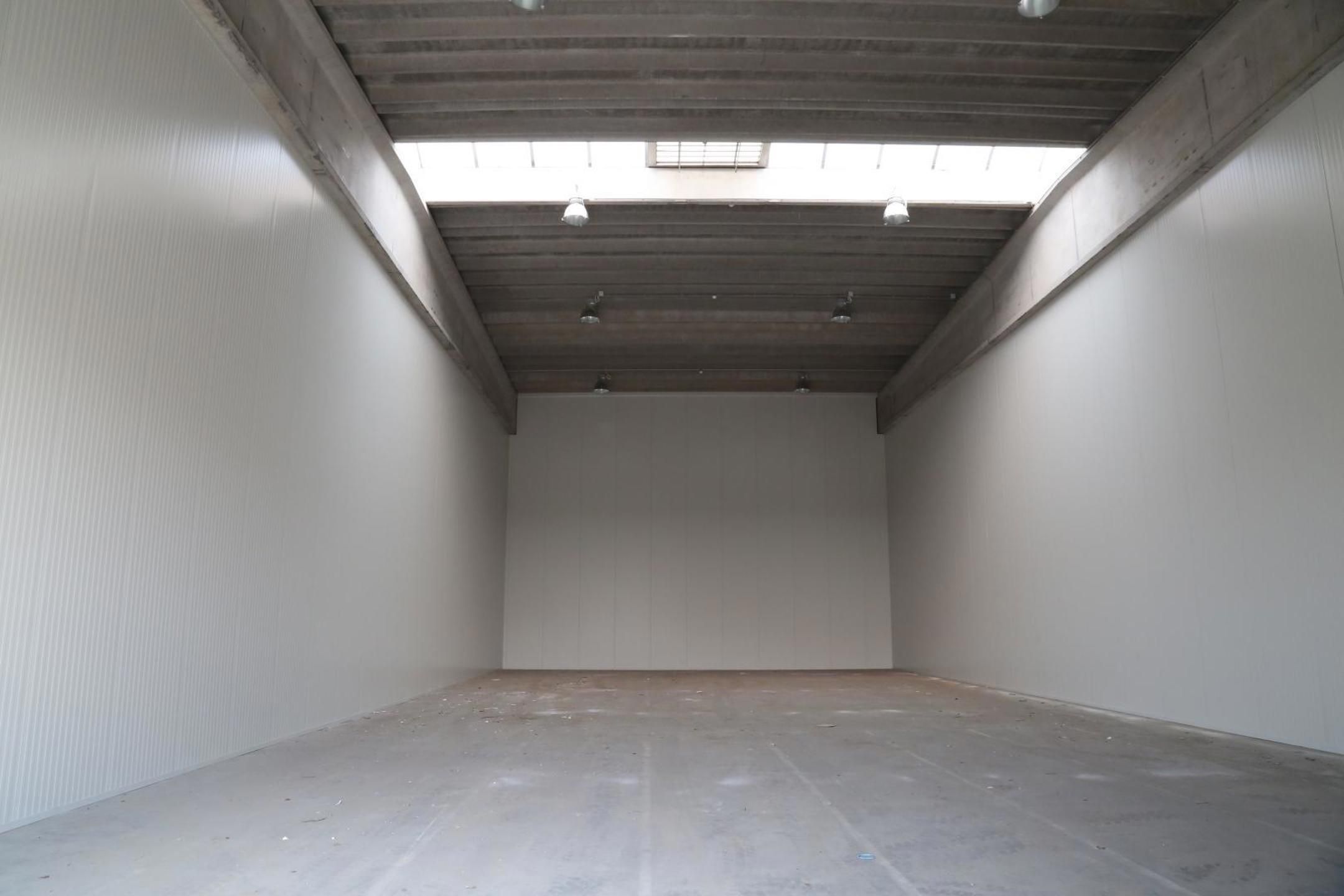 Magazijn te huur te Kapellen foto 3