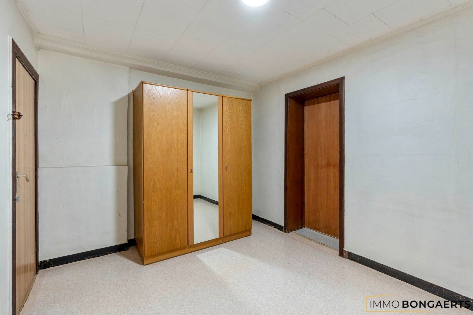 Ruime woning met 4 slaapkamers foto 13