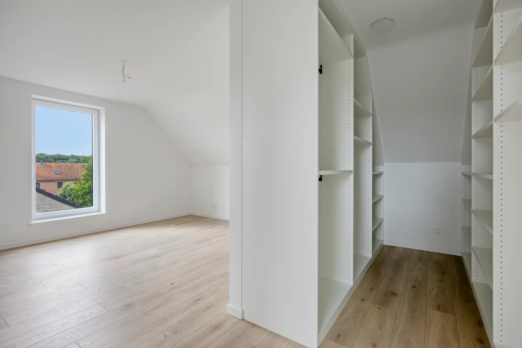 Nieuwbouwwoning met 6 slaapkamers & 3 badkamers (aan 6% btw) foto 22