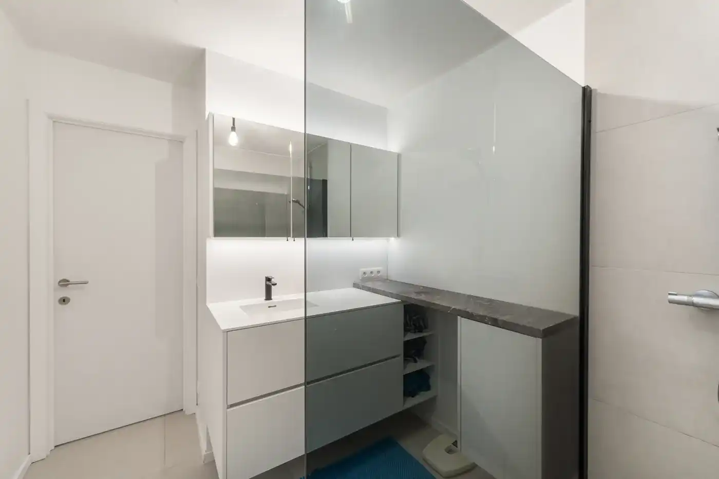 Prachtig appartement met 2 slaapkamers en ruim zonneterras  foto 9