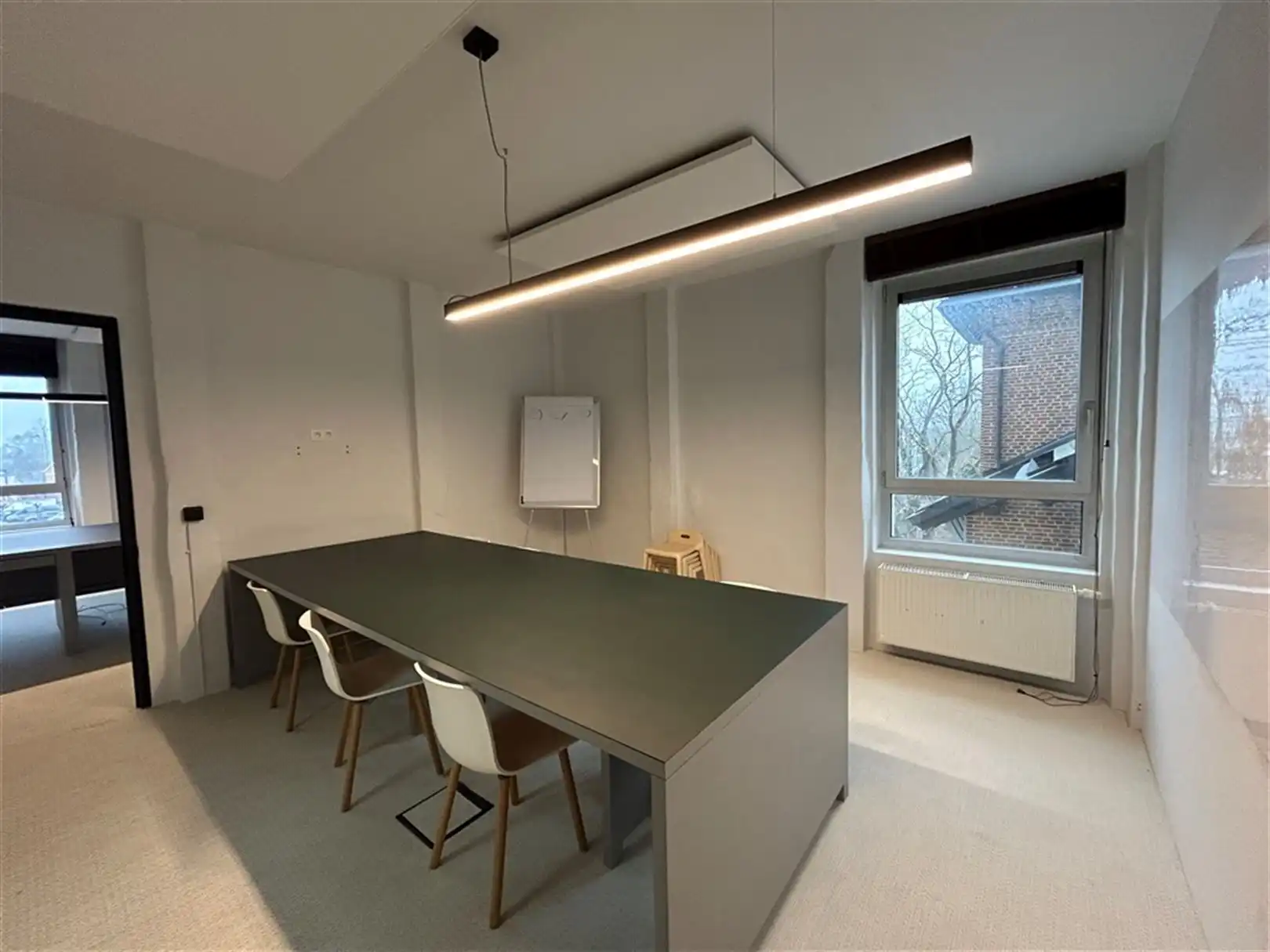 Kantoorgebouw foto 12