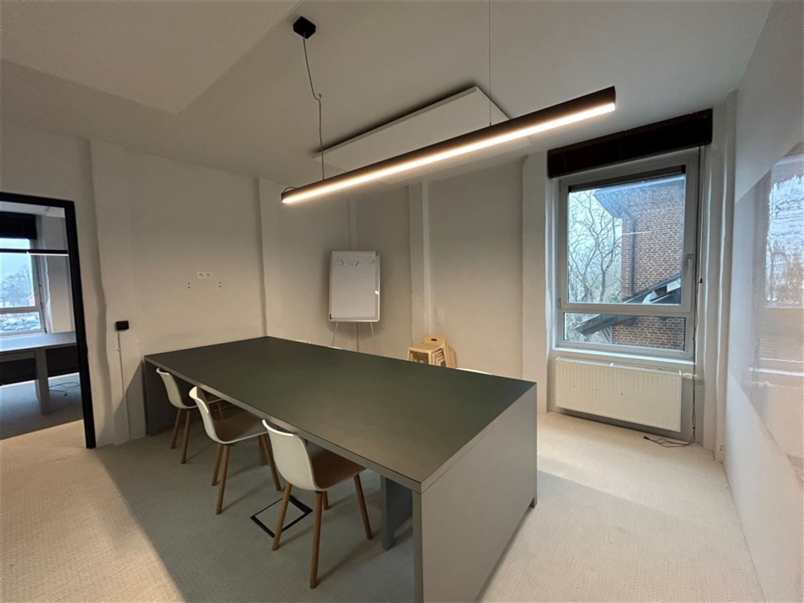 Kantoorgebouw foto 12