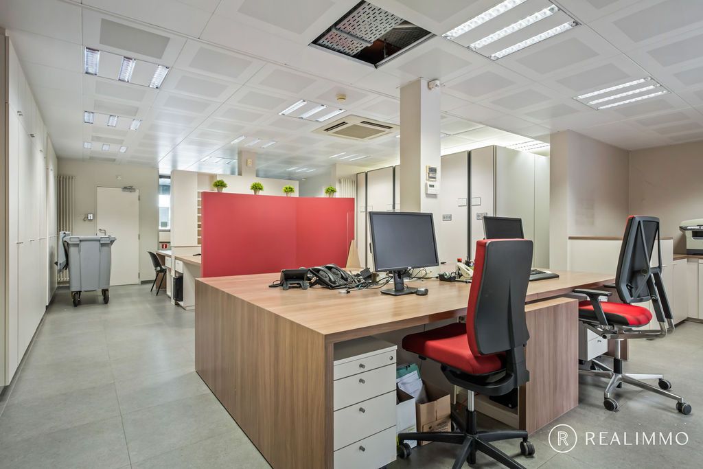 Recente opbrengsteigendom te Tiegem! foto 16