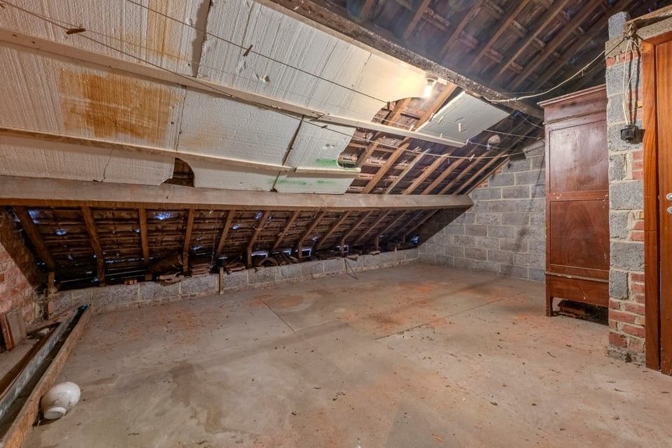 TE RENOVEREN STADSWONING IN SINT-TRUIDEN foto 25