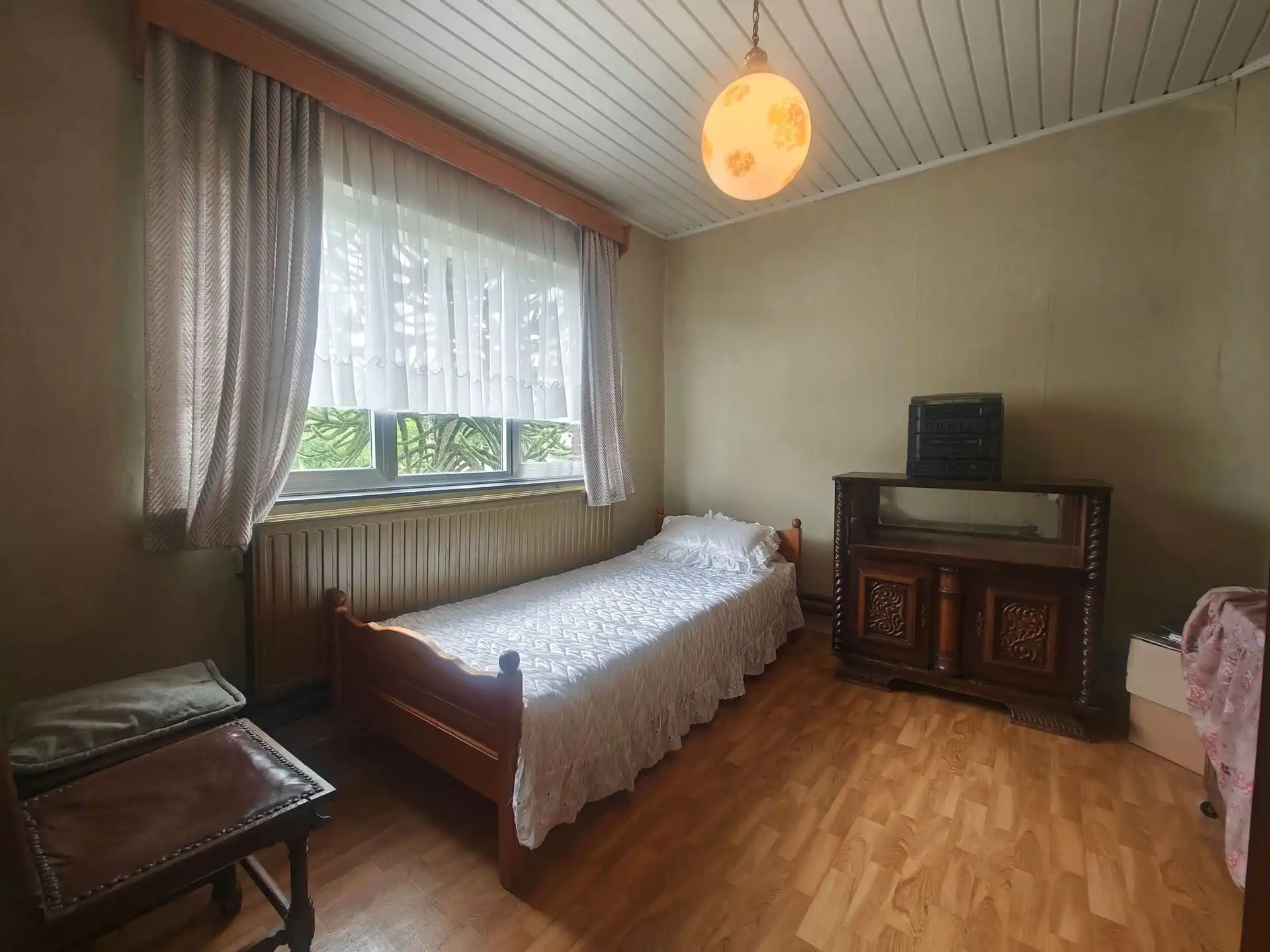 Te renoveren mijnwerkerswoning met 4 slaapkamers en extra  kangoeroegedeelte  foto 4