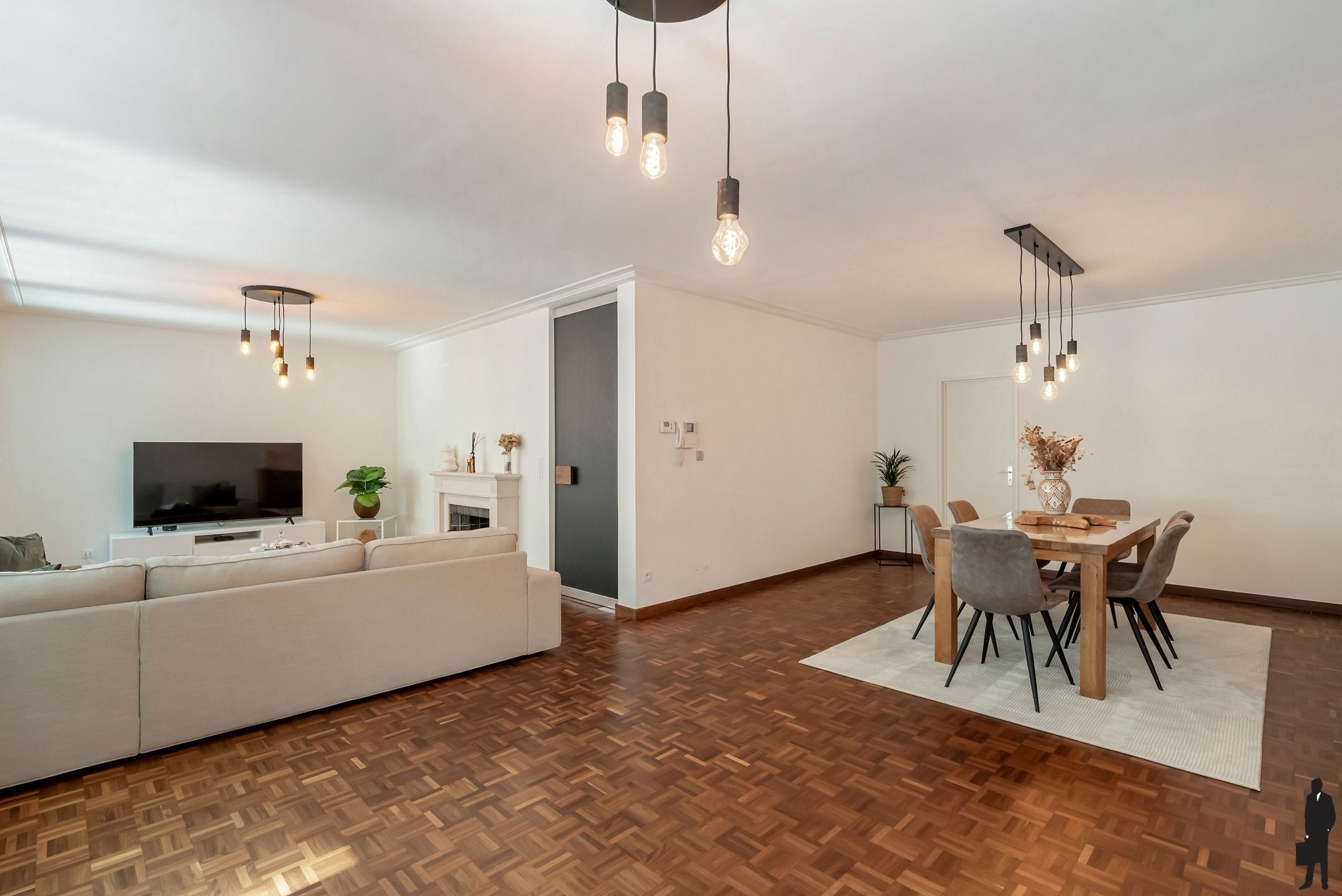 Instapklaar 2-slpk appartement in hartje Turnhout foto 4