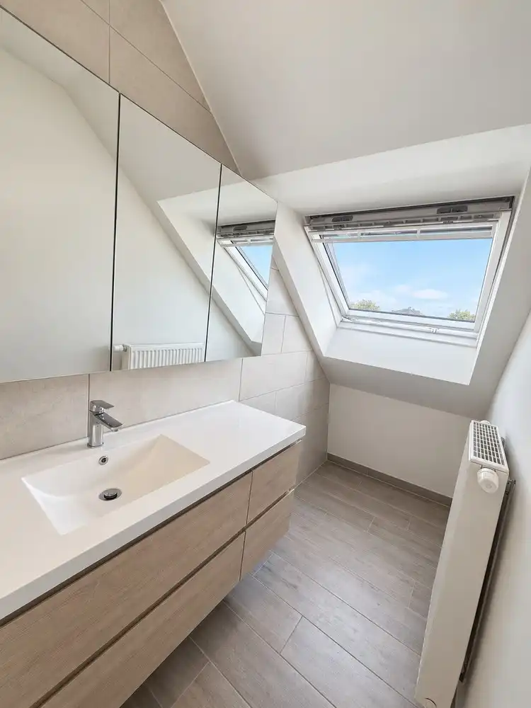 Ruim duplexwonen met drie slaapkamers en een heerlijk terras foto 9