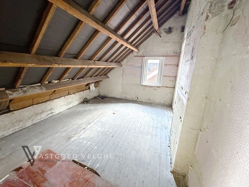 Te renoveren handelspand met duplex appartement op zichtlocatie foto 22