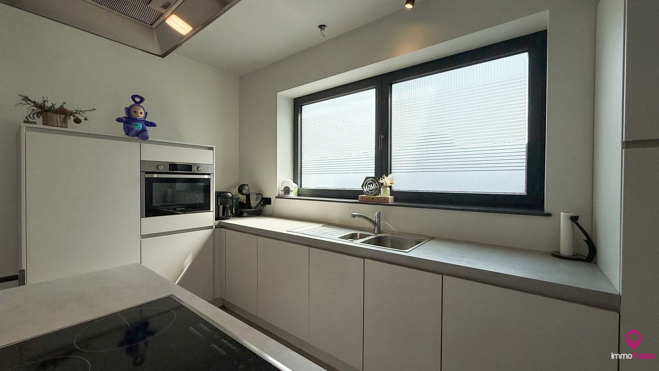 Moderne instapklare woning met 3 slaapkamers en tuin! foto 6