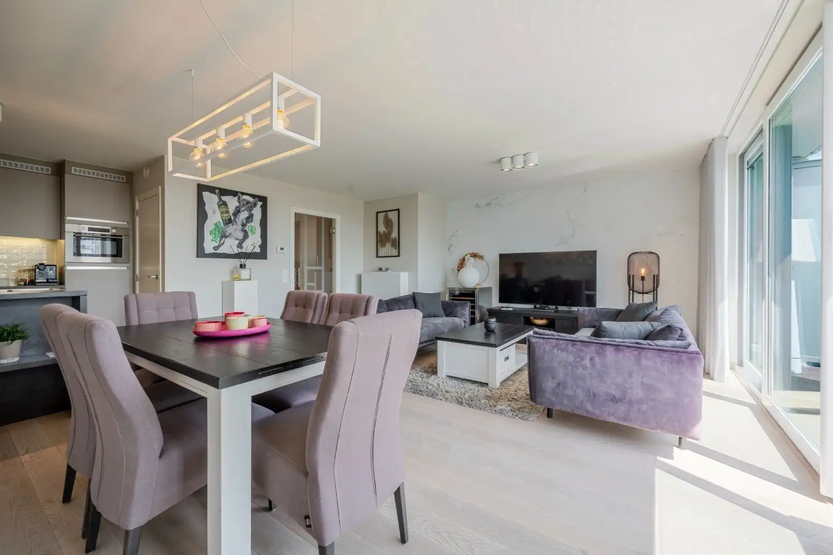 2-slaapkamerappartement met zonovergoten terrassen, hoogwaardige afwerking en topligging nabij zee foto 8