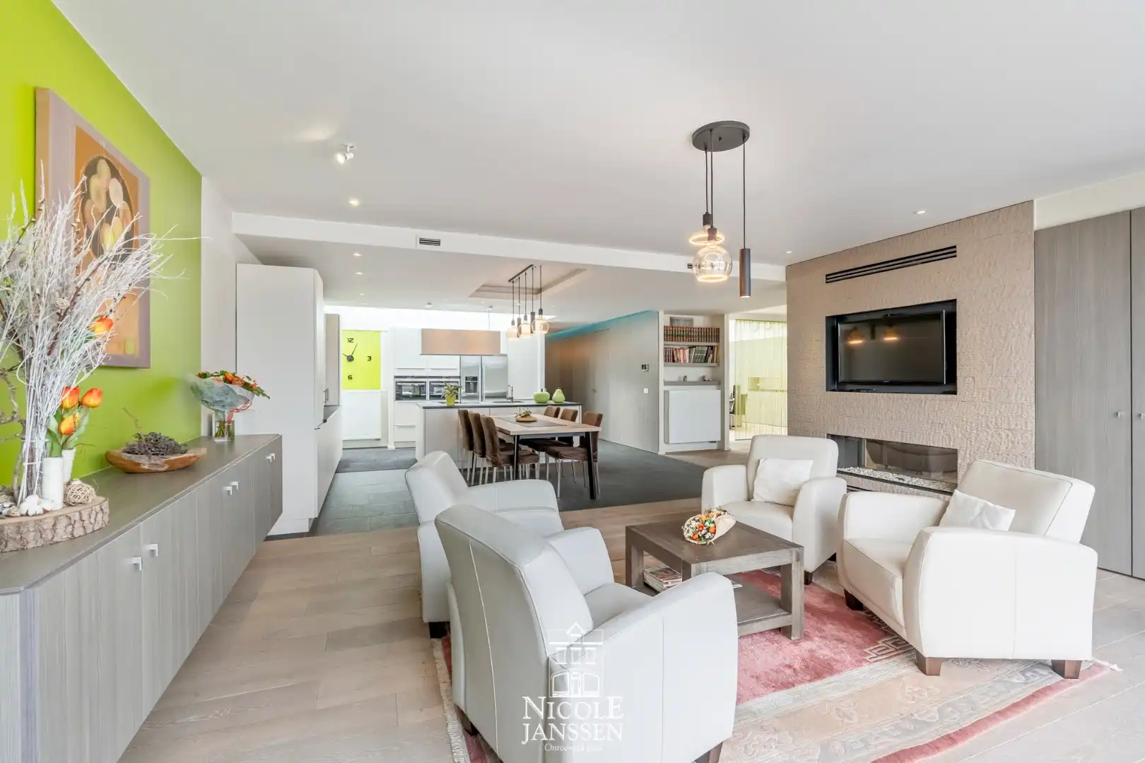 Prachtig luxeappartement met twee slaapkamers en ruim terras nabij centrum  foto 7