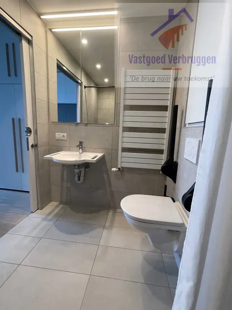 Moderne assistentieflat op toplocatie in centrum Aalst foto 9