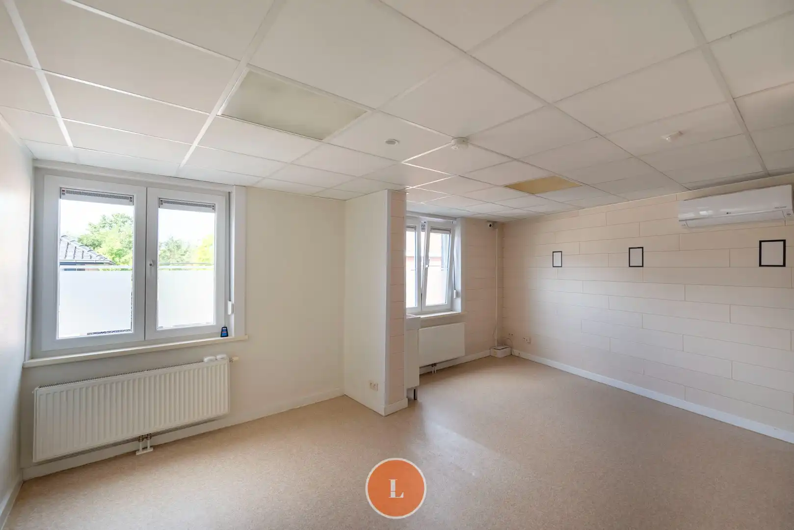 Te koop ruime halfopen woning met 4 slaapkamers en uitweg te Sint-Eloois-Winkel. foto 17