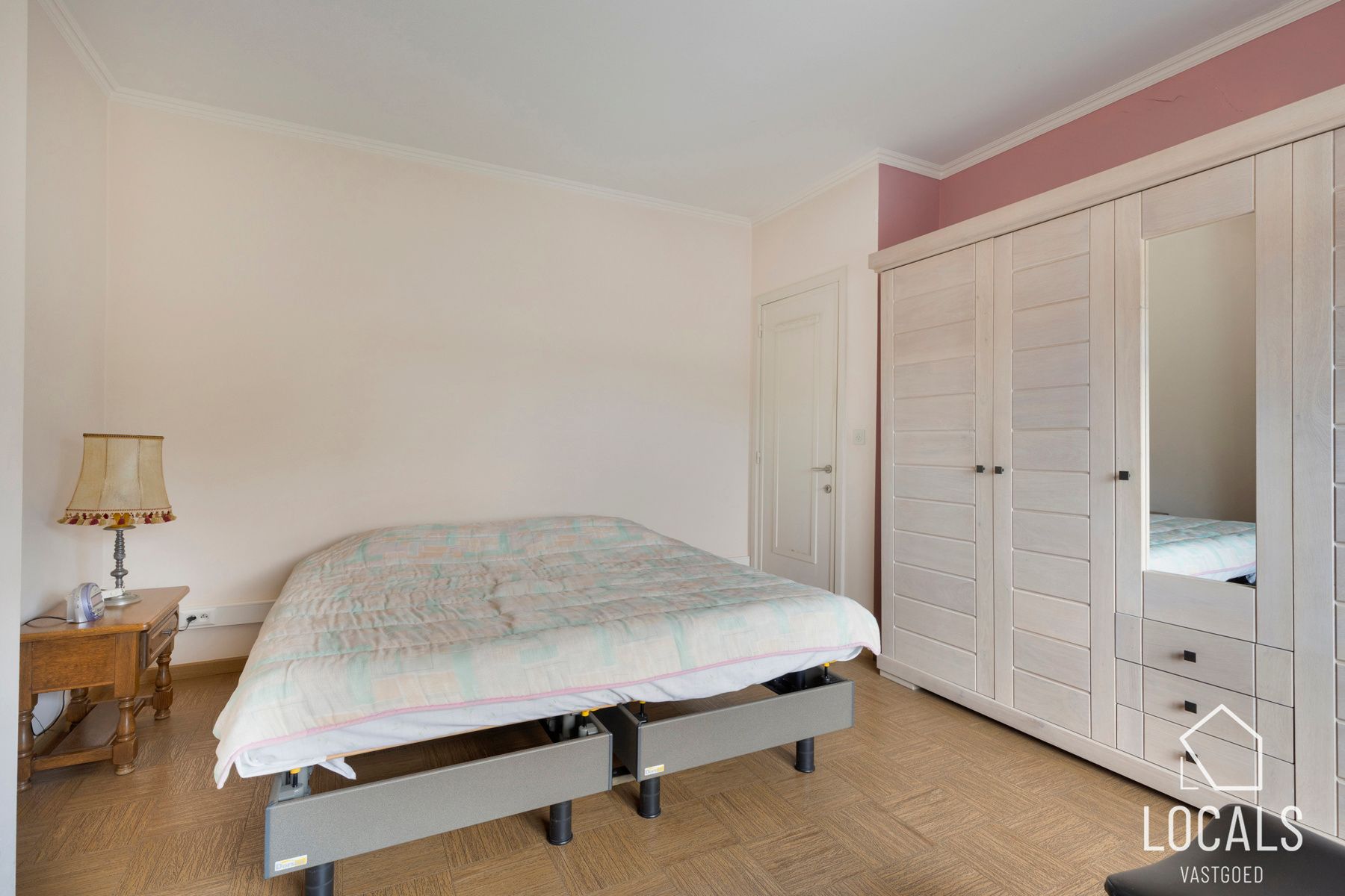 Instapklare woning met 3 slaapkamers + zolder, tuin, garage foto 16