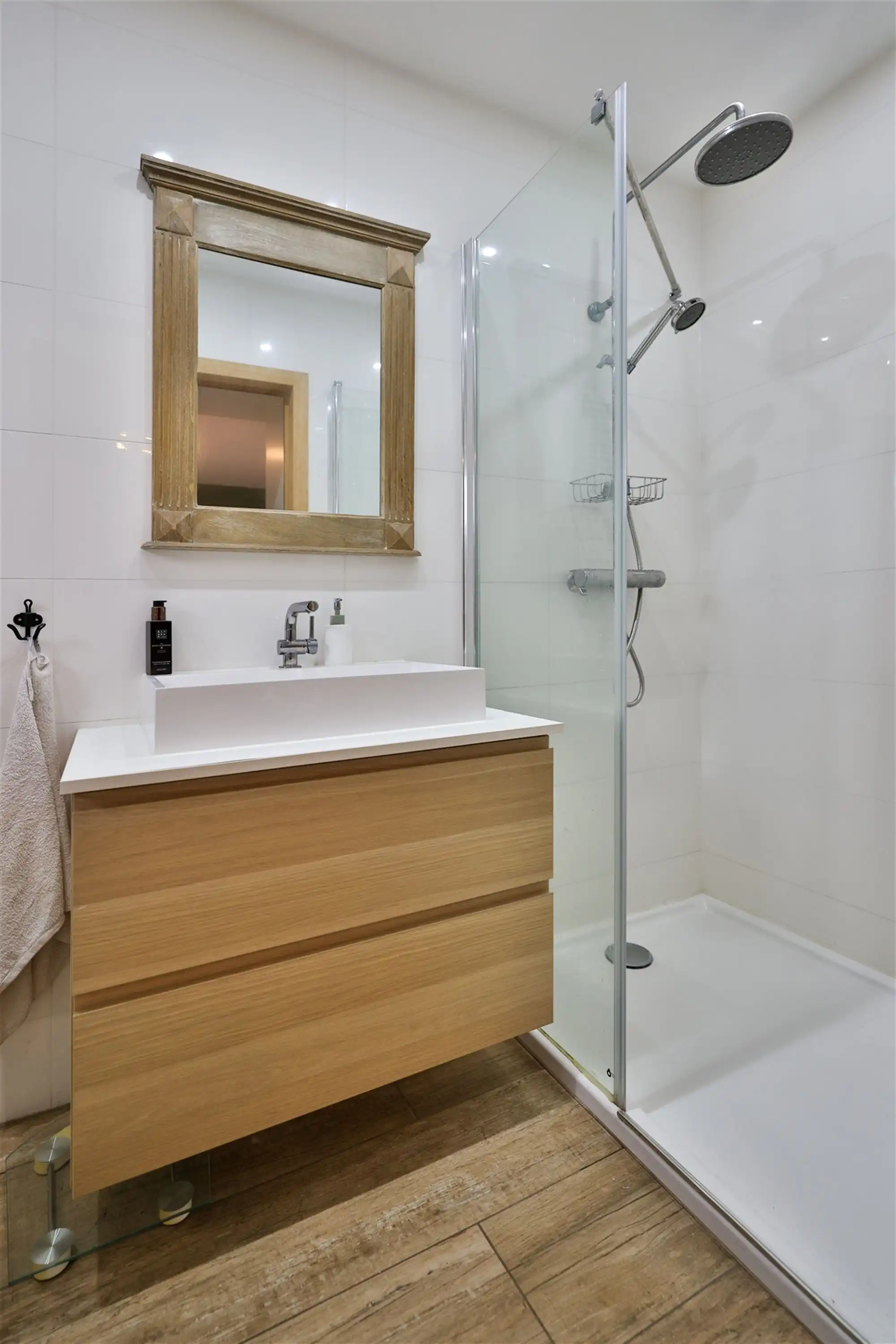 Knappe energiezuinige gelijkvloerse villa  foto 18