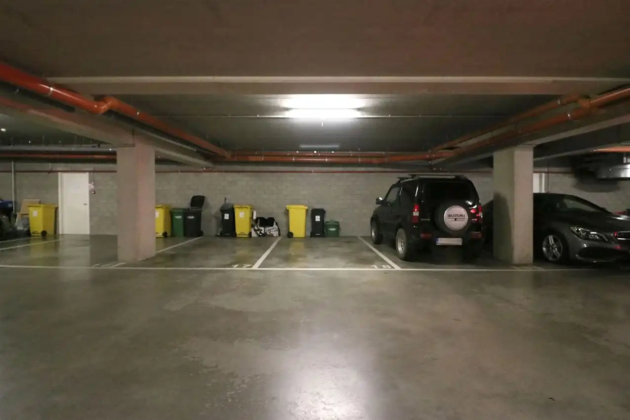 App. met 2 slpk., terras en autostaanplaats, rustig gelegen foto 22