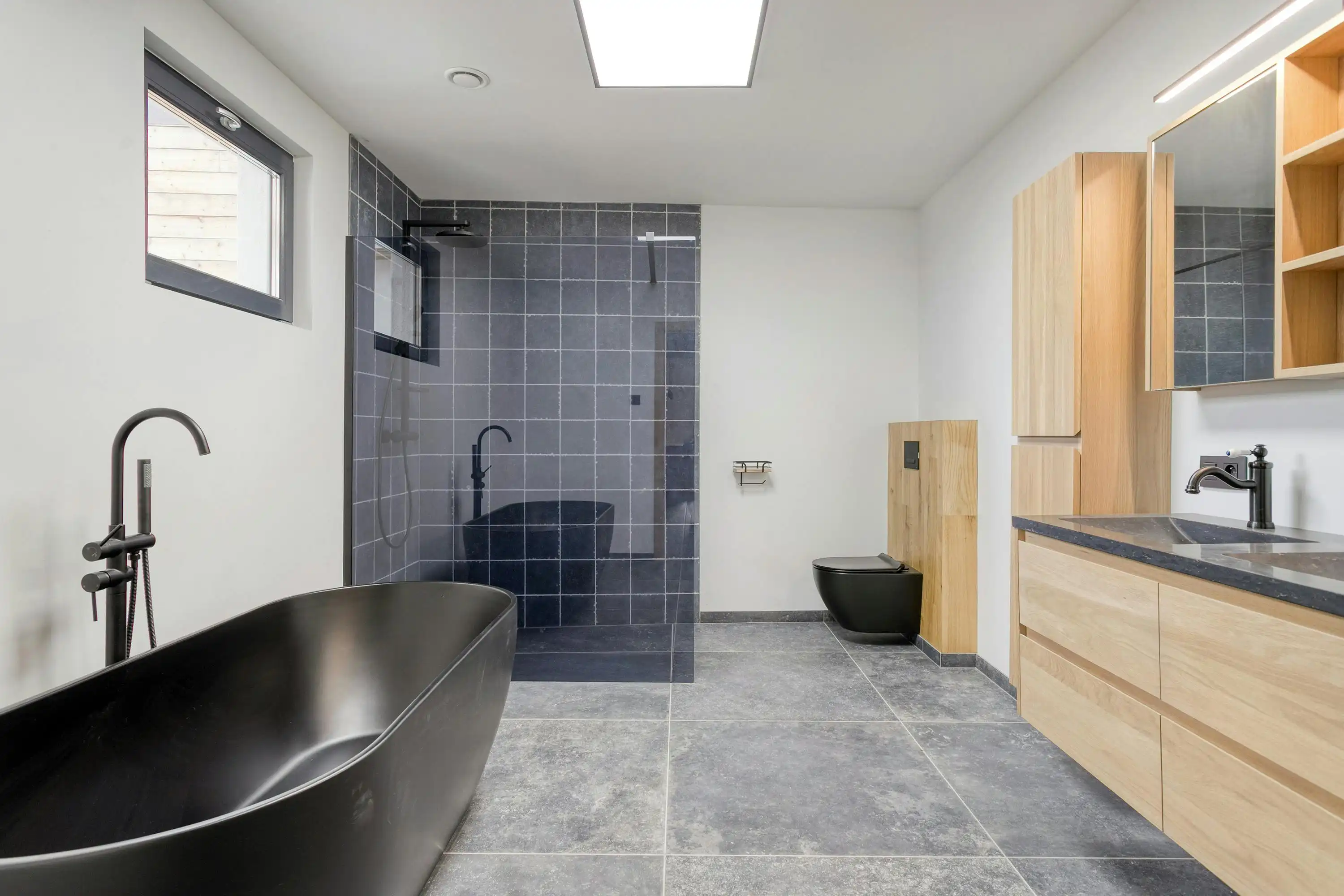 Mooi gerenoveerd huis te koop in Brakel foto 9