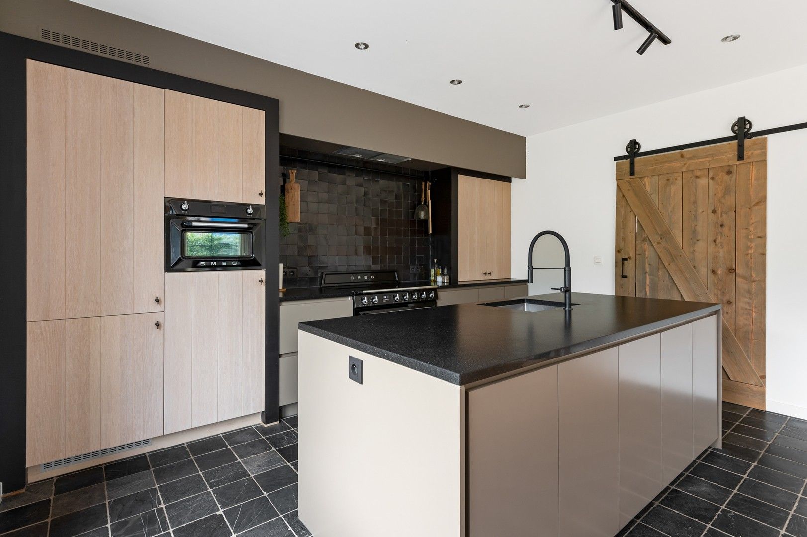 Vrijstaande woning (2016) met zuidtuin in doodlopende straat foto 6