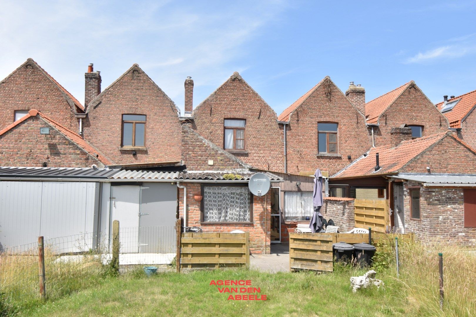 Te renoveren woning met 2 slaapkamers en fantastische tuin  foto 19