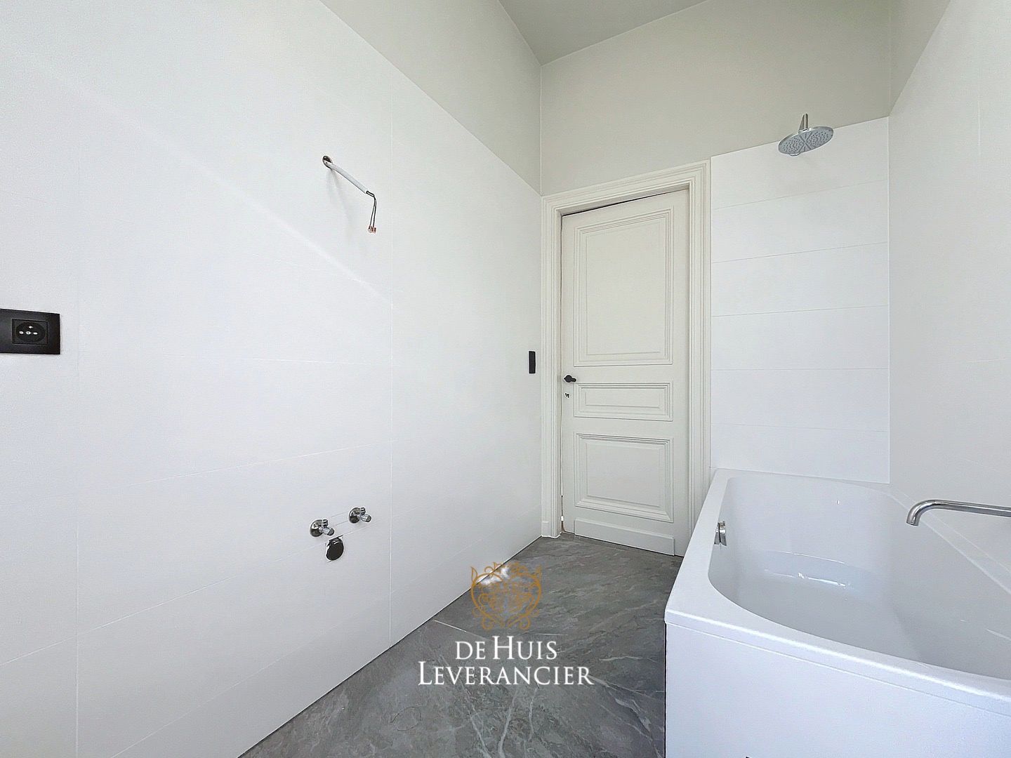 Authentiek wonen in LUXE - statig herenhuis in HARTJE Konitch te koop foto 34