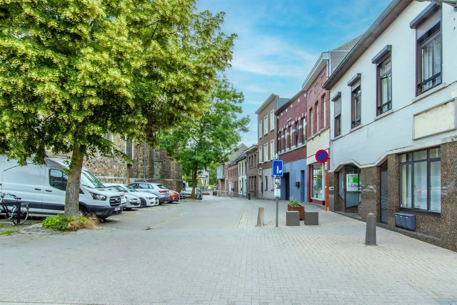 Handelspand in centrum Lembeek foto 2